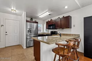 Photo #3: 6477748 Listing