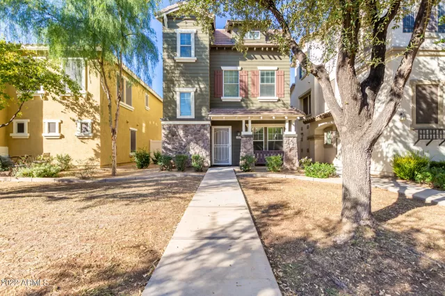 MLS: 6478096 Condo For Sale