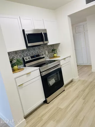 Photo #3: 6478115 Listing