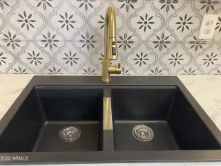 Photo #5: 6478115 Listing