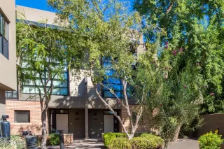 Photo #3: 6478159 Listing