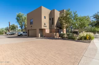 Photo #5: 6478159 Listing