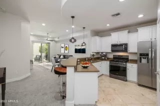 Photo #6: 6478289 Listing 