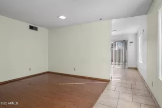 Photo #4: 6478937 Listing 