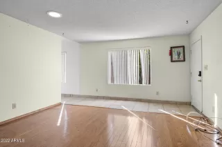 Photo #6: 6478937 Listing 