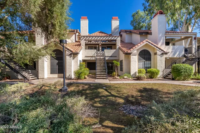 MLS: 6479266 Condo For Sale