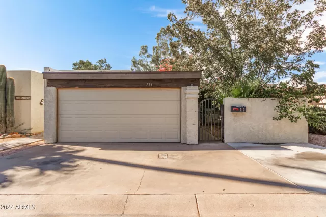 MLS: 6479385 Condo For Sale