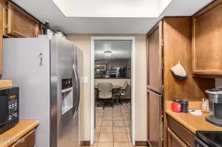 Photo #6: 6479385 Listing 