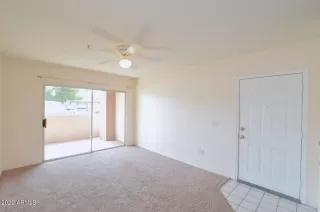 Photo #5: 6479525 Listing