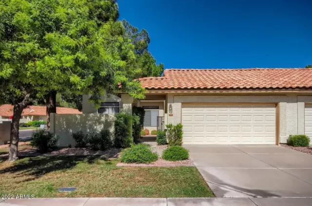 MLS: 6479637 Condo For Sale