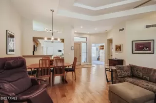 Photo #5: 6479637 Listing