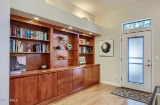 Photo #6: 6479637 Listing