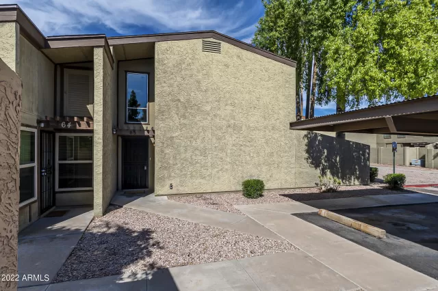 MLS: 6479950 Condo For Sale