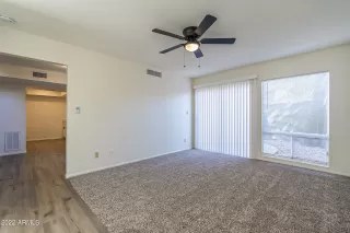 Photo #6: 6479950 Listing 