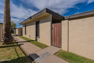 Photo #4: 6479983 Listing