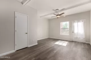 Photo #4: 6480226 Listing