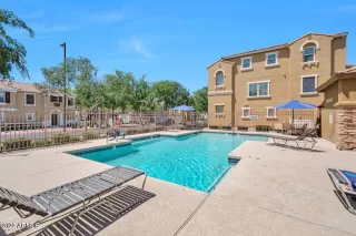 Photo #2: 6480289 Listing