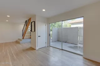 Photo #3: 6480298 Listing