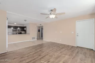 Photo #2: 6480605 Listing 