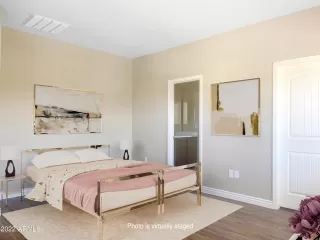 Photo #4: 6480626 Listing