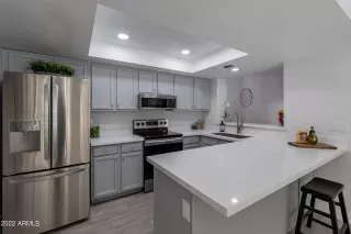 Photo #3: 6480638 Listing 