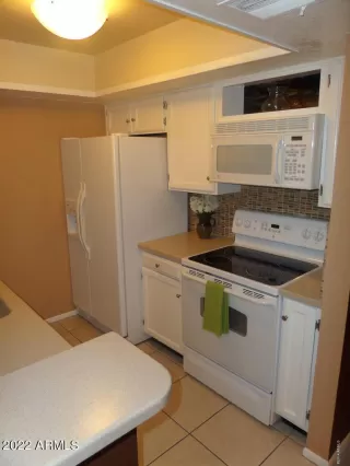 Photo #1: 6480717 Listing 