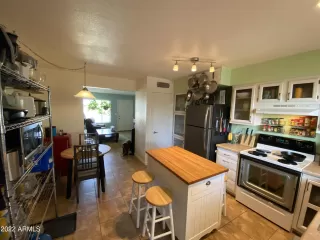 Photo #5: 6480941 Listing 