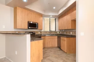 Photo #4: 6481592 Listing