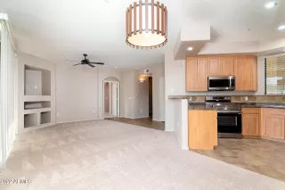 Photo #6: 6481592 Listing