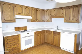 Photo #6: 6481658 Listing