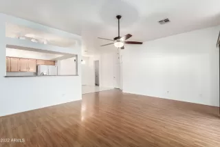 Photo #3: 6481825 Listing 