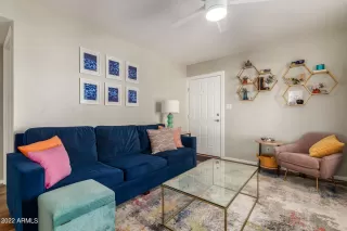 Photo #6: 6481846 Listing