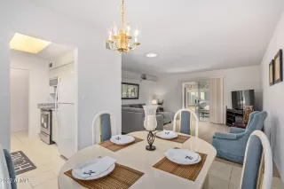 Photo #6: 6481854 Listing 