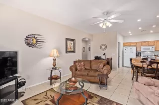 Photo #5: 6482181 Listing