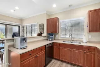 Photo #1: 6482345 Listing