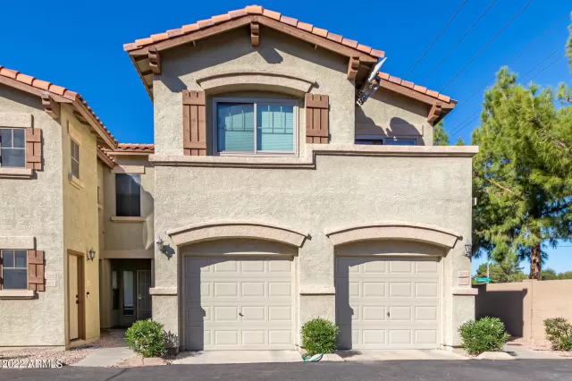 MLS: 6482452 Condo For Sale