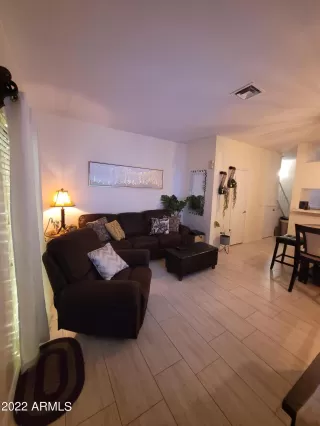 Photo #2: 6482700 Listing 