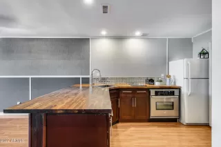 Photo #6: 6482967 Listing 