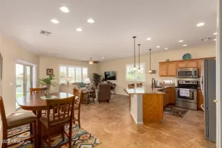 Photo #2: 6483015 Listing