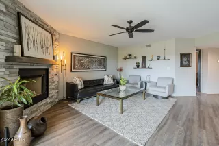 Photo #4: 6484114 Listing 