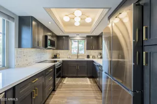 Photo #6: 6484114 Listing 