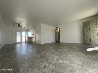 Photo #5: 6484135 Listing