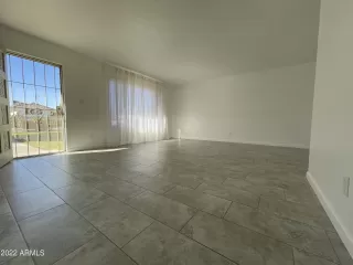 Photo #6: 6484135 Listing