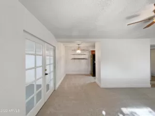 Photo #3: 6484192 Listing