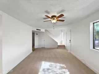 Photo #4: 6484192 Listing