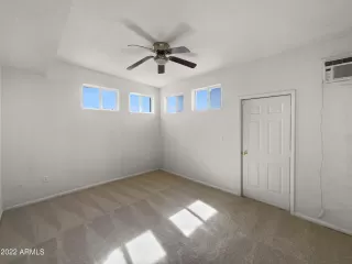 Photo #5: 6484192 Listing