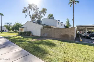 Photo #5: 6484466 Listing