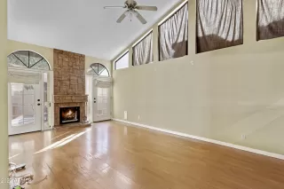 Photo #6: 6484798 Listing 