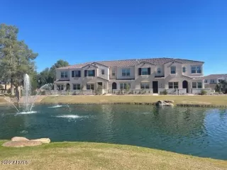 Photo #4: 6484902 Listing