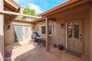 Photo #6: 6484909 Listing 